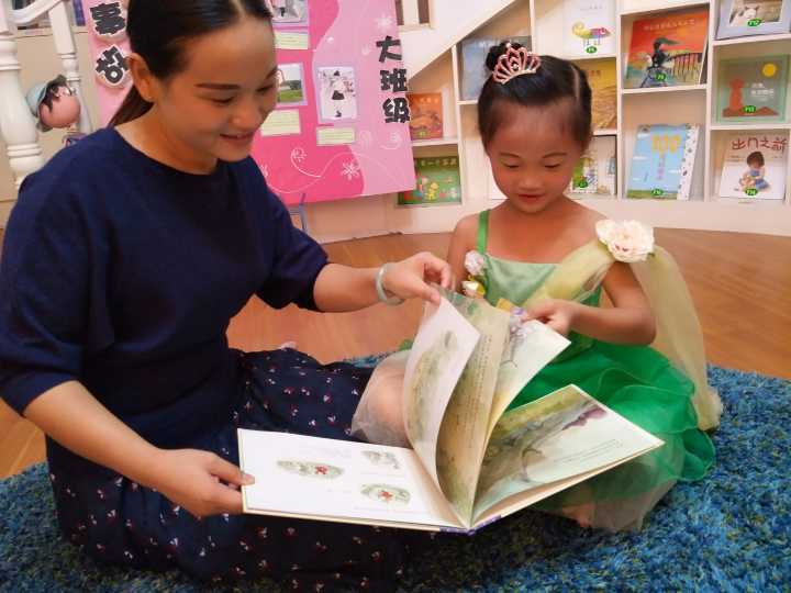 書香校園，閱讀幸福快樂 ——公明第二幼兒園閱讀月系列活動(dòng)報(bào)道