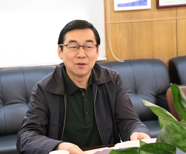 建設(shè)美好校園，安全定是頭條 ——三月警校交通安全教育活動(dòng)暨開(kāi)學(xué)以來(lái)安全工作略影